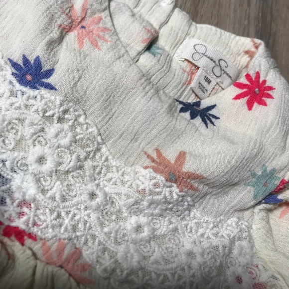 Jessica Simpson girls Floral blouse - Picture 3 of 4